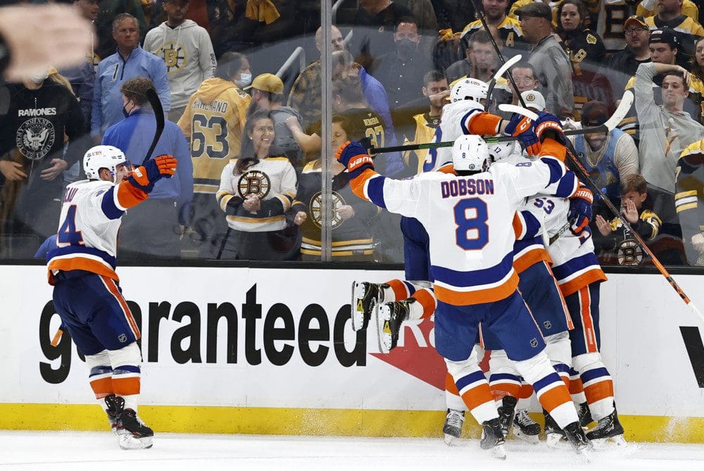 Zach Parise's Overtime Winner: A Special Moment For a Special Player on a  Special Night - New York Islanders Hockey Now