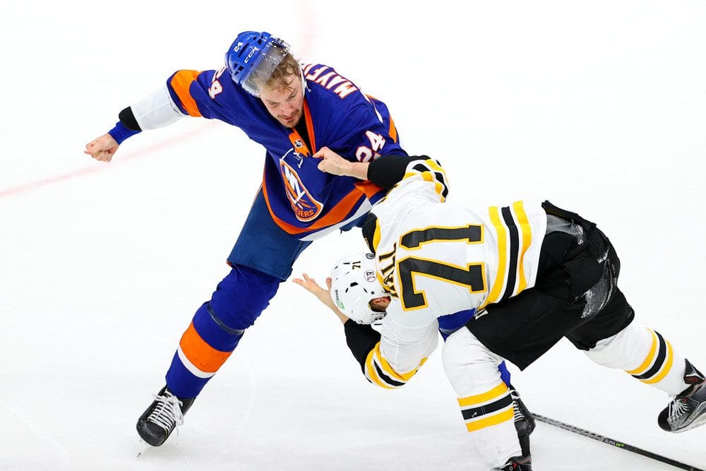 Zach Parise will not be at New York Islanders training camp - Daily Faceoff