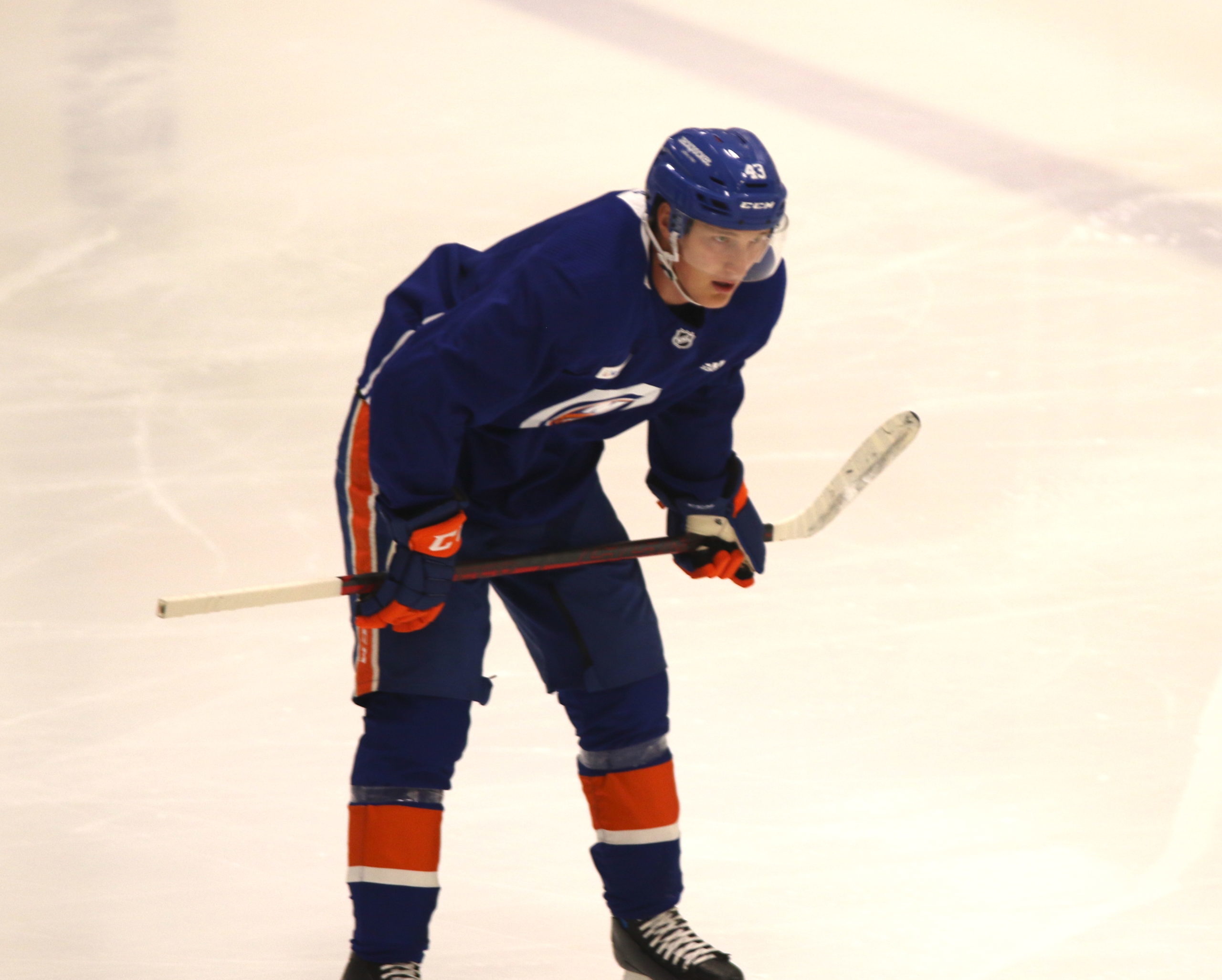 Islanders' Aatu Räty scores in 'surreal' NHL debut