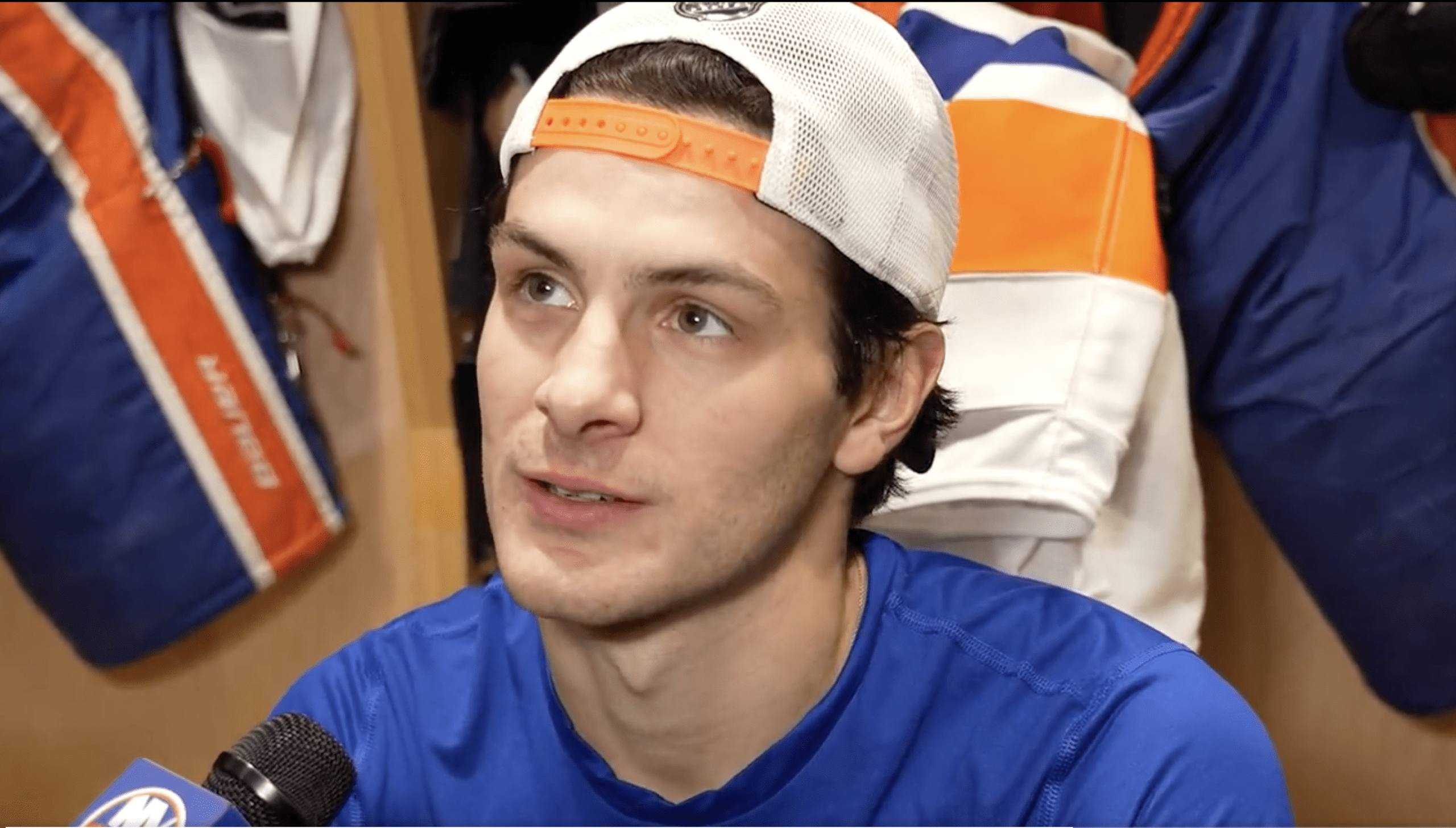 Mathew Barzal - News