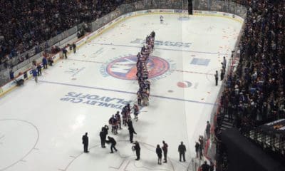 Islanders and Panthers shake hands in 2016
