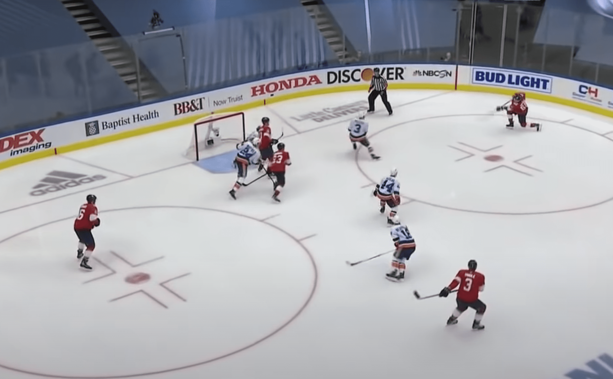 Panthers line juggling helped in win over Islanders