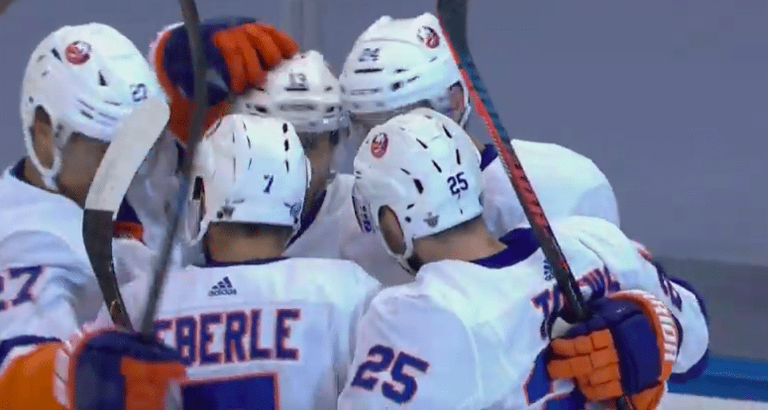 New York Islanders Celebrate a goal in Game 7