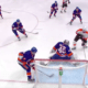 New York Islanders lose to the Flyers