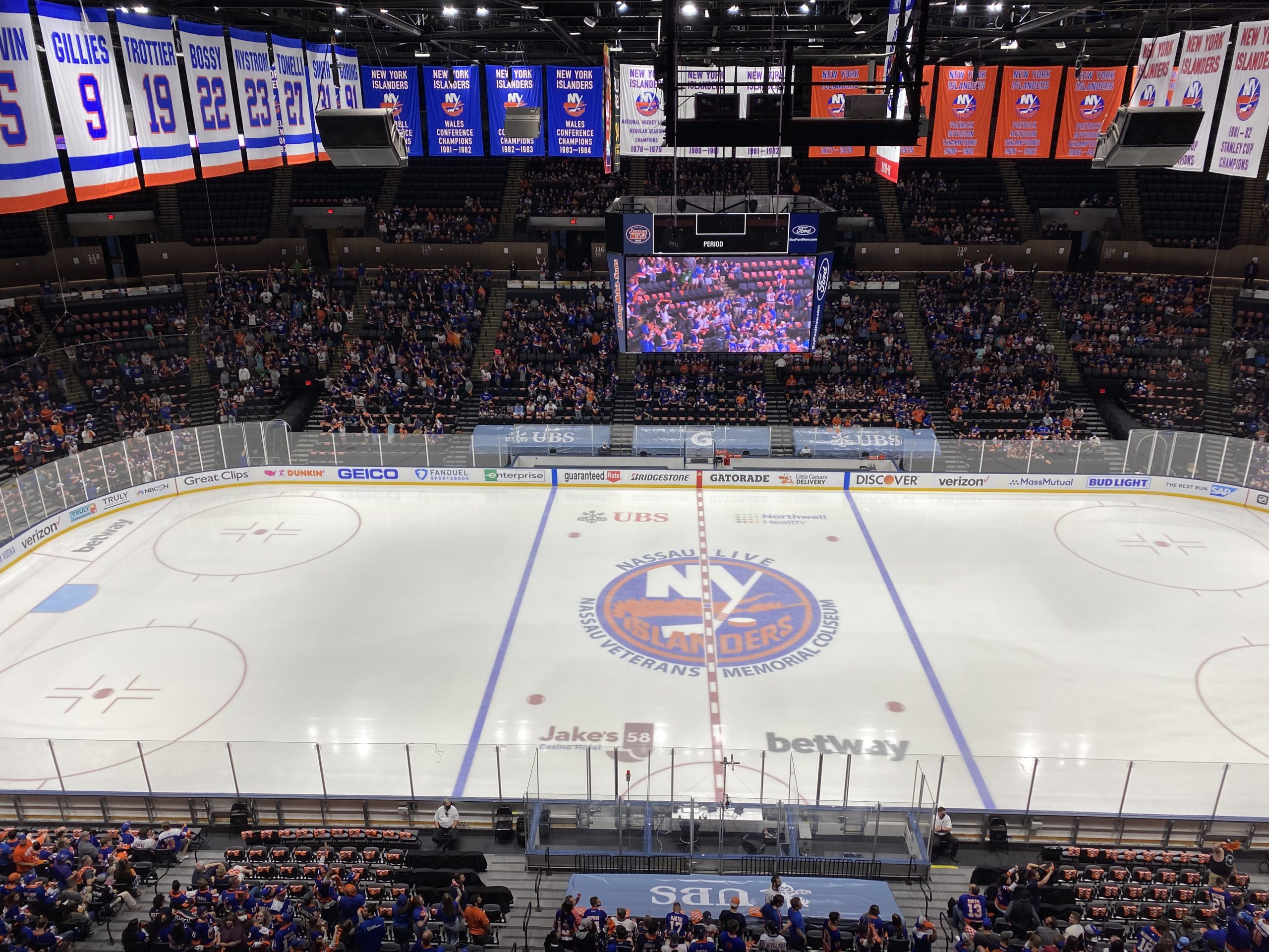 New York Islanders viewing party