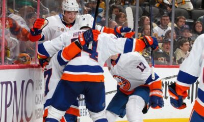 New York Islanders Anders Lee and teammates celebrating go-ahead goal against the Penguins on Monday, Feb. 20 (Photo courtesy of New York Islanders Twitter)