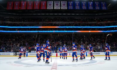 New York Islanders celebrating 5-4 win over the Pittsburgh Penguins (Photo courtesy of New York Islanders Twitter)