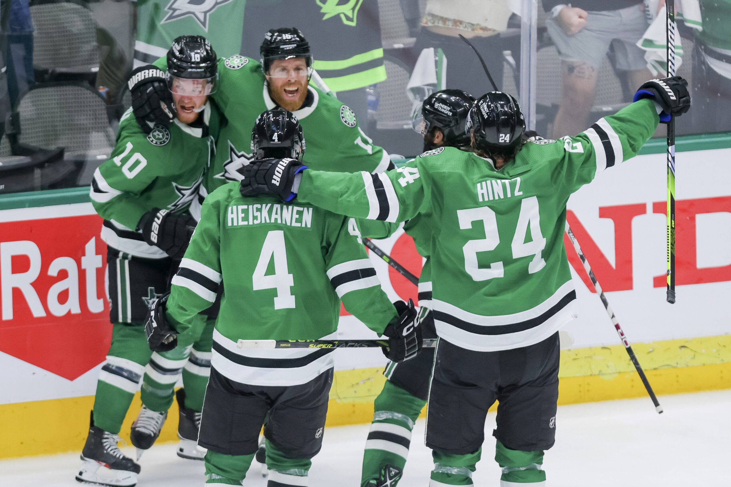 Joe Pavelski scored the game-winning overtime goal to help the Dallas Stars survive an elimination game