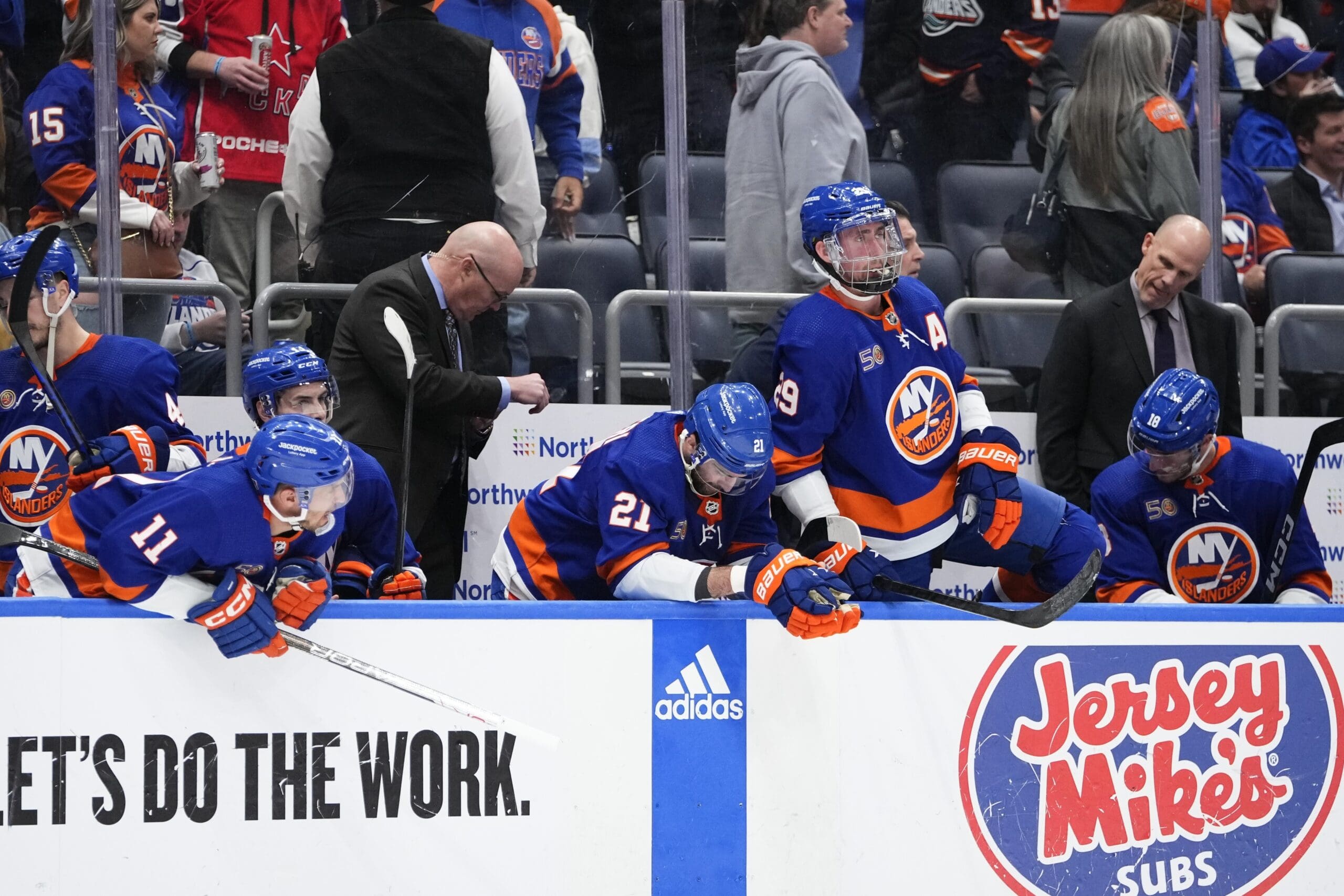 Islanders @ Hurricanes; Game 2, 4/19, NHL Playoffs 2023