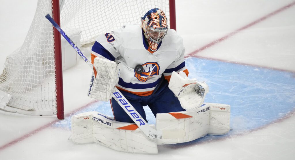 semyon-varlamov-new-york-islanders